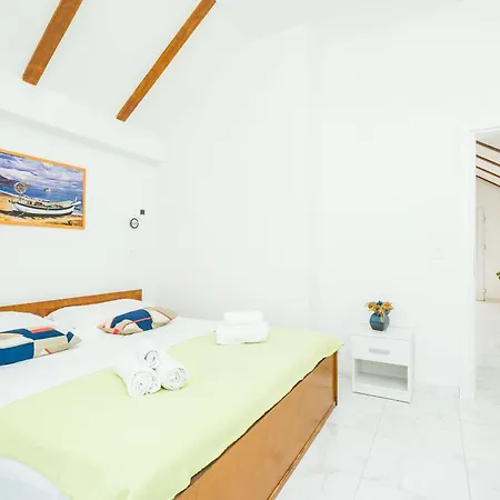 Family Friendly House With A Parking Space Mokosica, Dubrovnik - 19154 * Mokošica