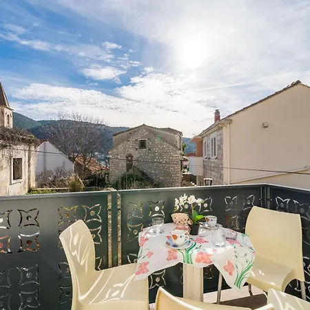 Feriehus Family Friendly House With A Parking Space Mokosica, Dubrovnik - 19154 Mokošica