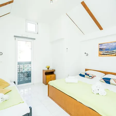 Family Friendly House With A Parking Space Mokosica, Dubrovnik - 19154 *