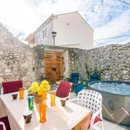 Family Friendly House With A Parking Space Mokosica, Dubrovnik - 19154 *