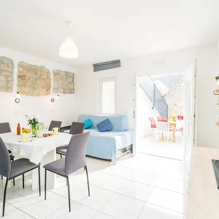 Family Friendly House With A Parking Space Mokosica, Dubrovnik - 19154 * Mokošica